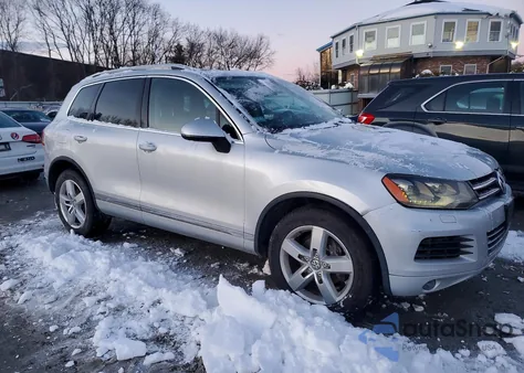 2012 Volkswagen Touareg V6 z USA, uszkodzony, nr VIN WVGEF9BP7CD007796